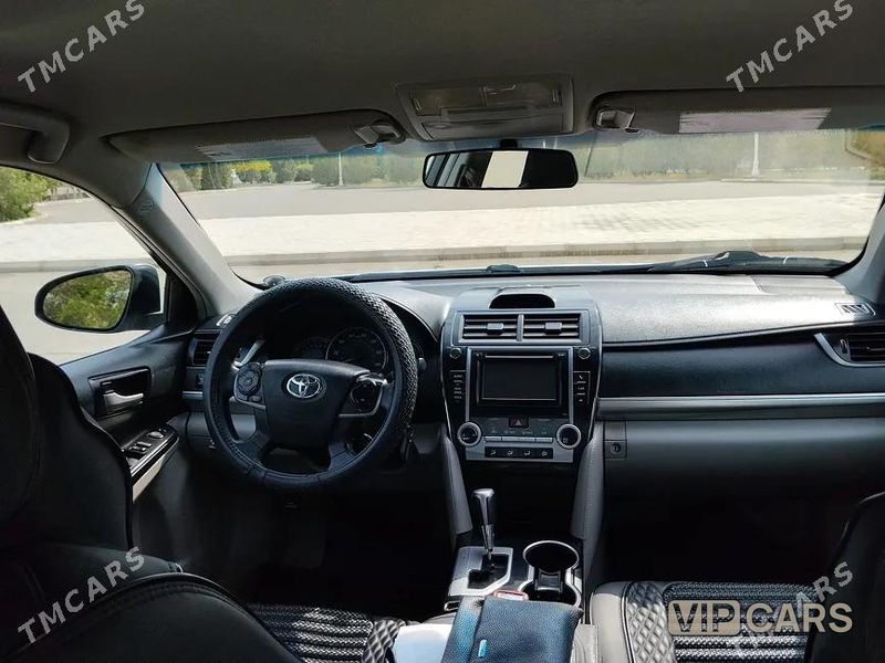 Toyota Camry, 2013