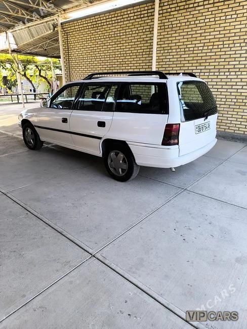 Opel Astra, 1996