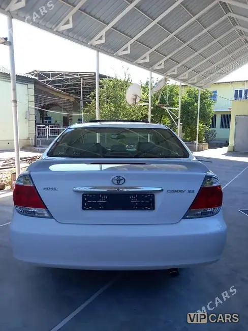 Toyota Camry, 2005 — фото 2
