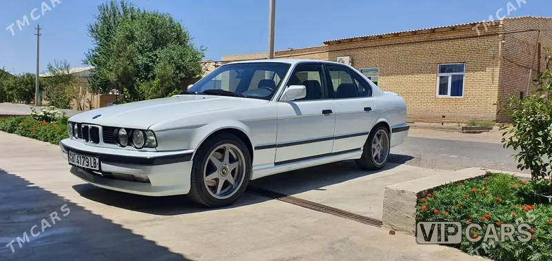 BMW 5 Series, 1992 — фото 4