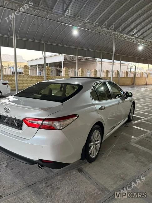 Toyota Camry, 2020