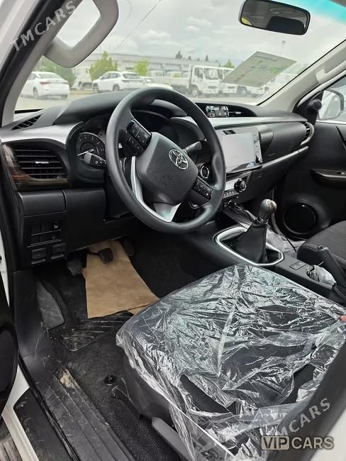 Toyota Hilux, 2026