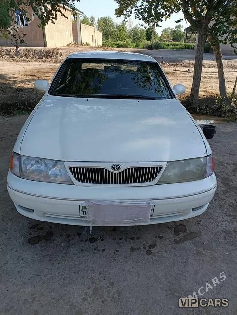 Toyota Avalon, 1996
