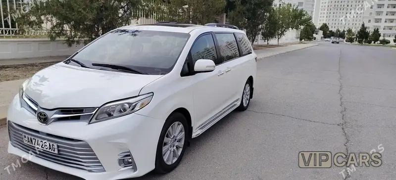 Toyota Sienna, 2018 — фото 3