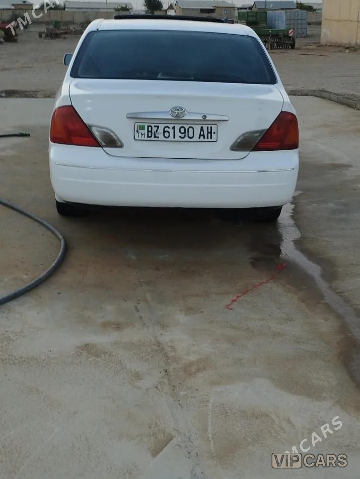 Toyota Avalon, 2002