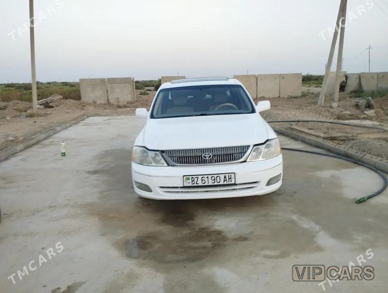 Toyota Avalon, 2002