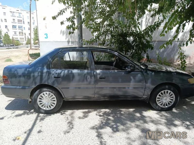 Toyota Corolla, 1993