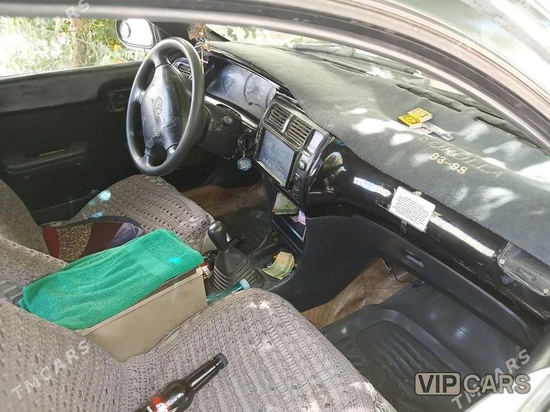 Toyota Corolla, 1993