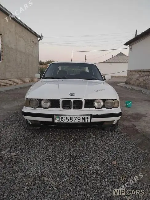 BMW 525, 1992 — фото 1