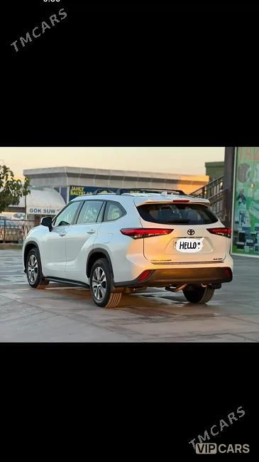 Toyota Highlander, 2022