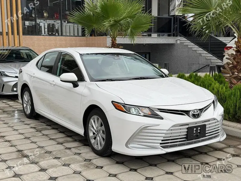 Toyota Camry, 2021 — фото 1