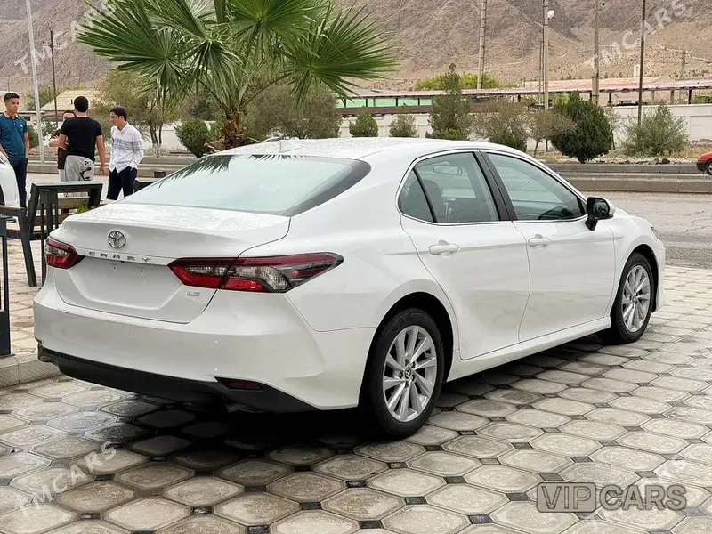 Toyota Camry, 2021 — фото 4