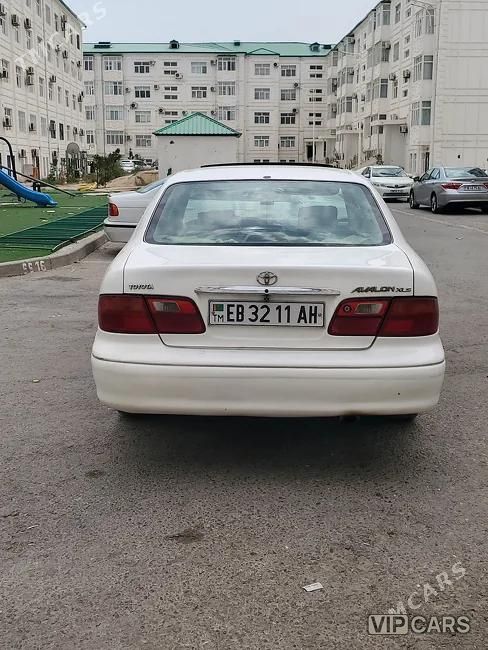 Toyota Avalon, 1998