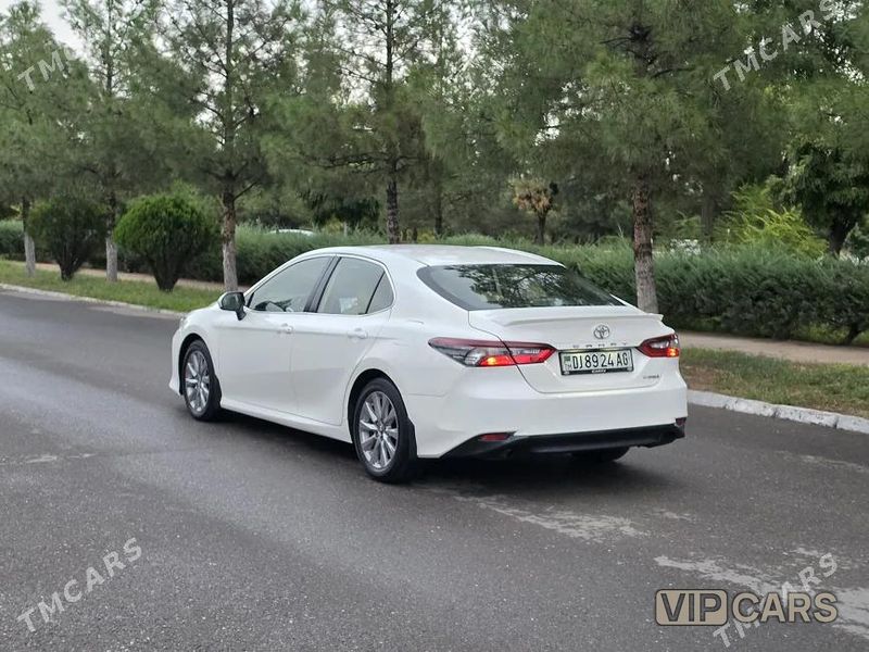 Toyota Camry, 2022