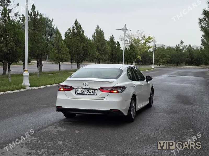 Toyota Camry, 2022