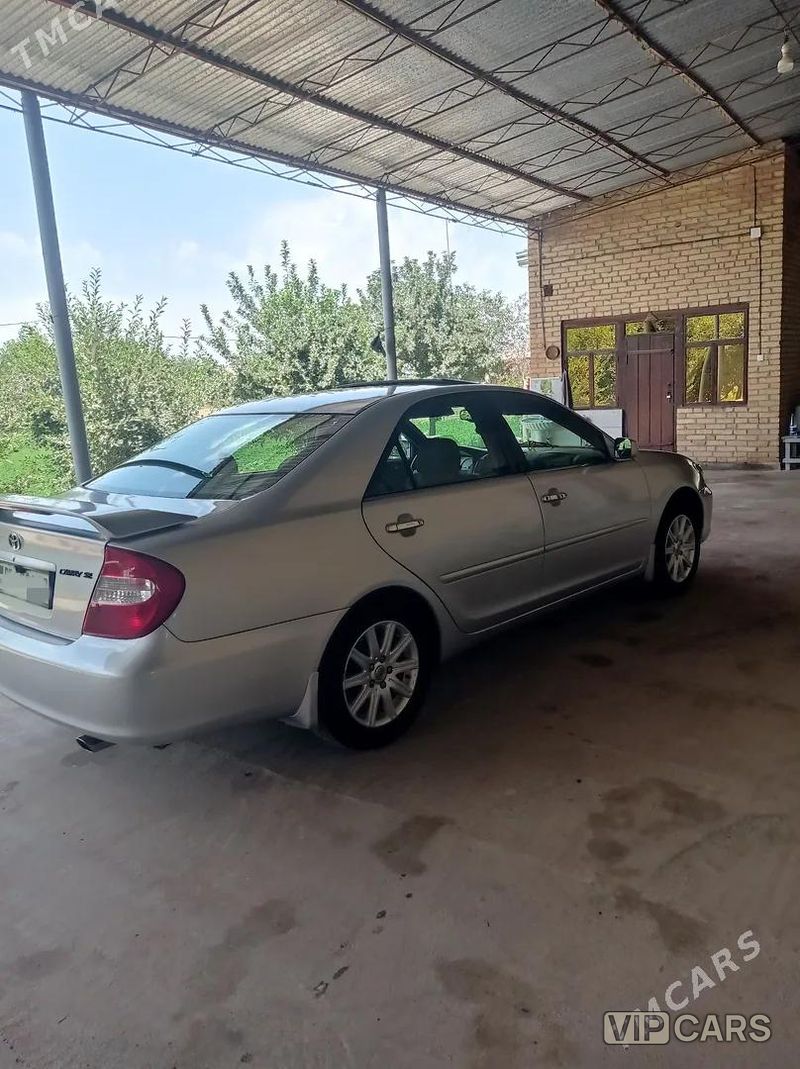Toyota Camry, 2002