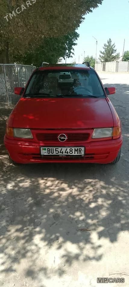 Opel Astra, 1993