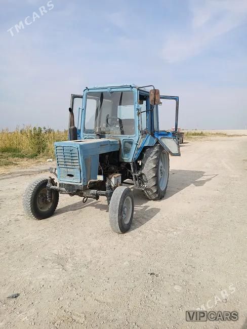MTZ 82, 1992