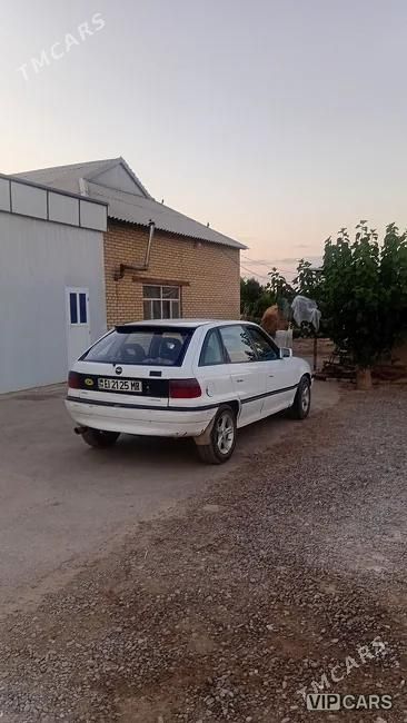 Opel Astra, 1993