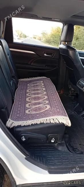 Toyota Highlander, 2016