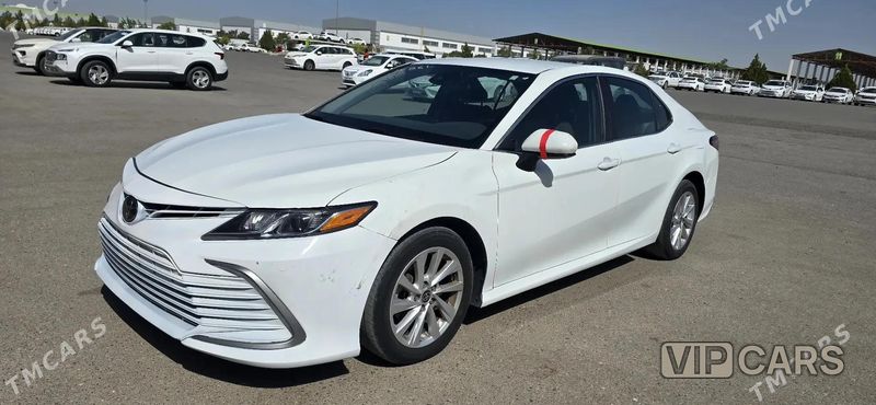 Toyota Camry, 2023
