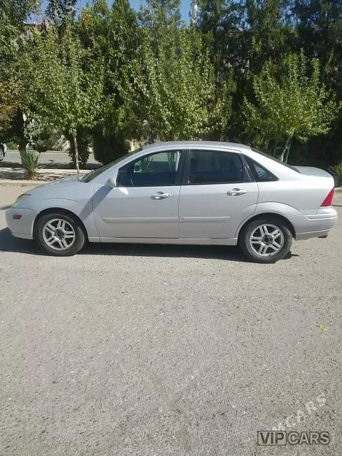 Ford Focus, 2002