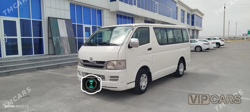 Toyota Hiace, 2006
