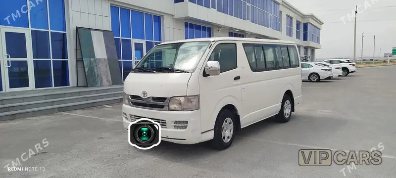 Toyota Hiace, 2006 — фото 1