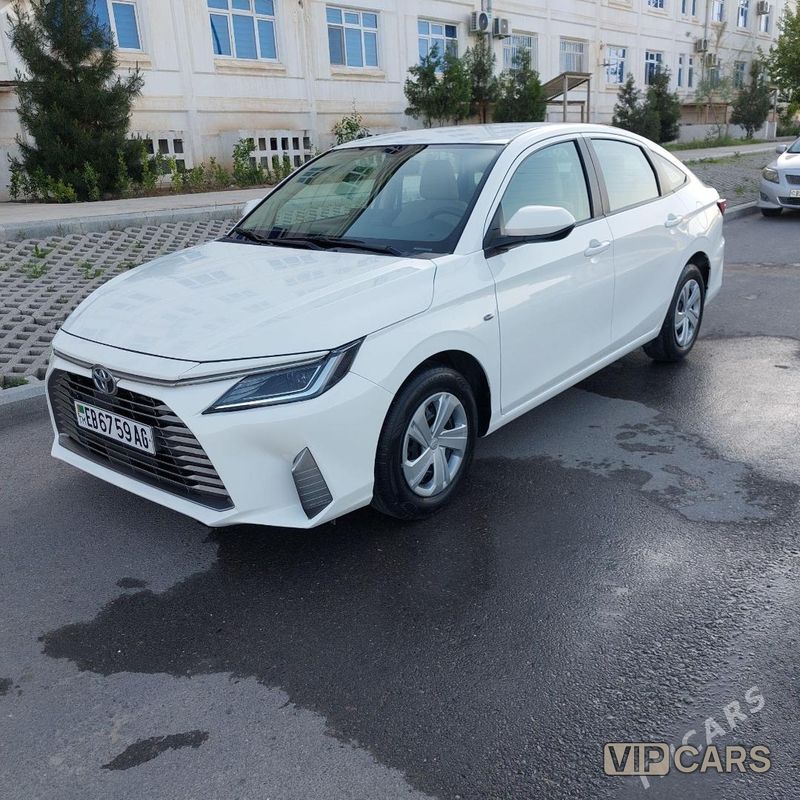 Toyota Yaris, 2025