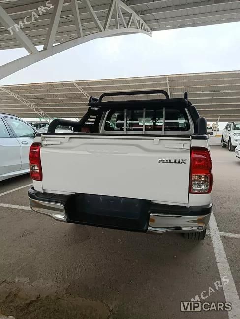 Toyota Hilux, 2021