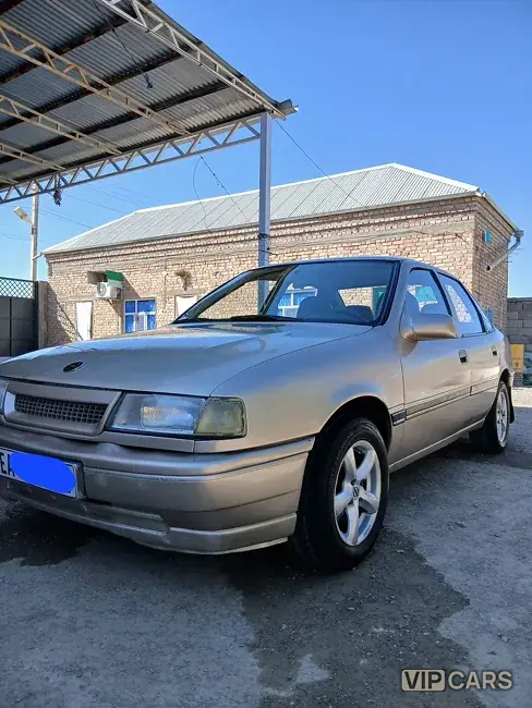 Opel Vectra, 1991 — фото 2