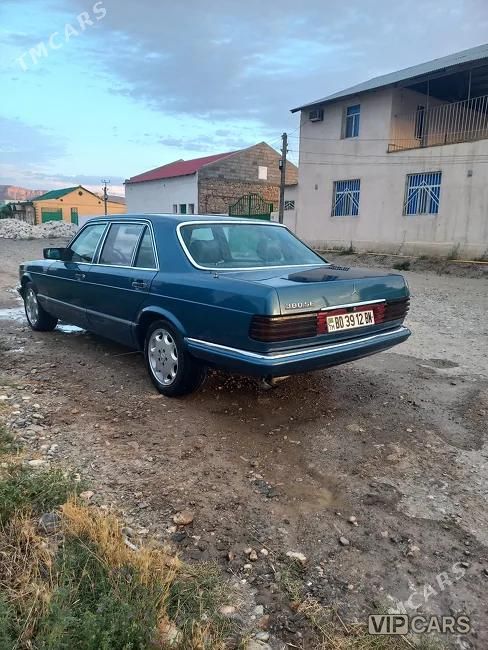 Mercedes-Benz W126, 1994