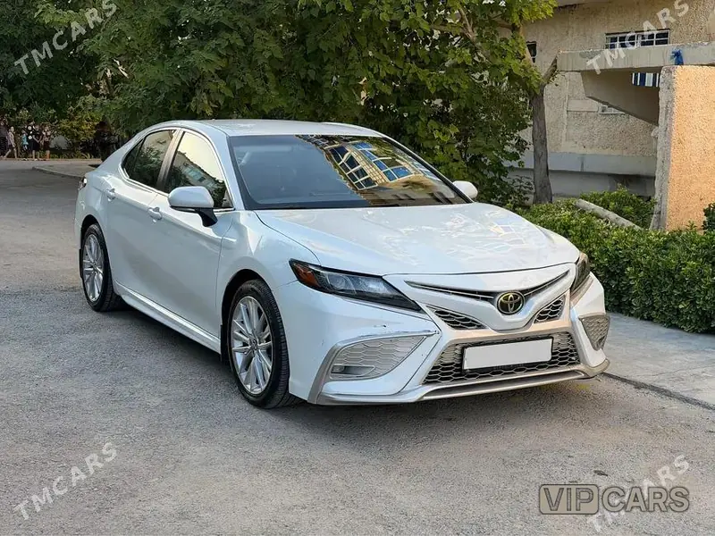 Toyota Camry, 2022 — фото 4