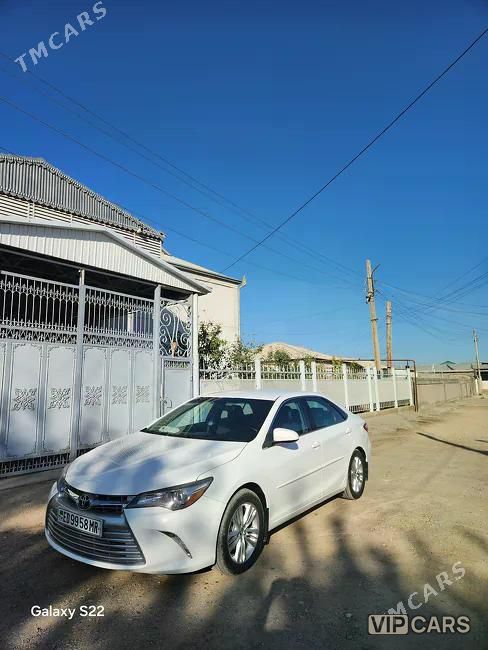 Toyota Camry, 2015