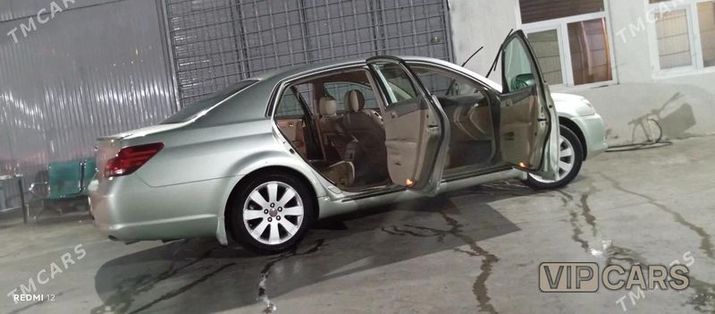Toyota Avalon, 2008