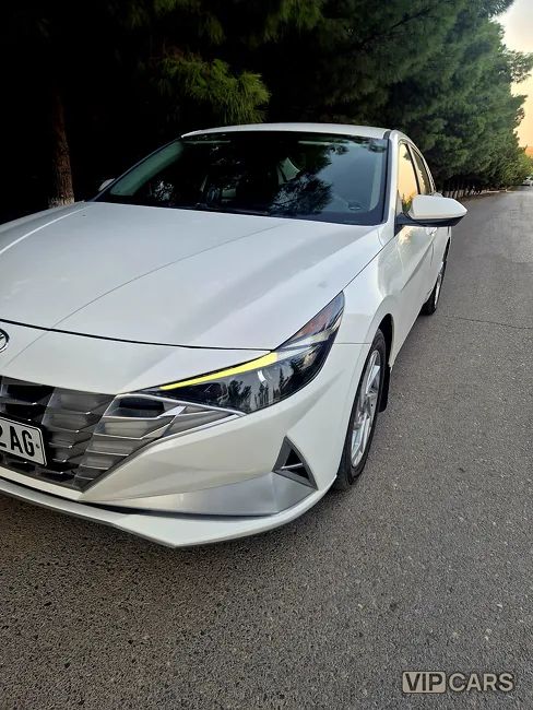 Hyundai Elantra, 2021