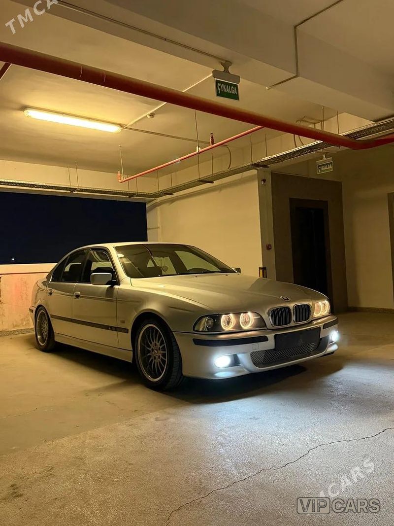 BMW E39, 1999