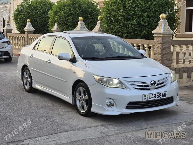 Toyota Corolla, 2011