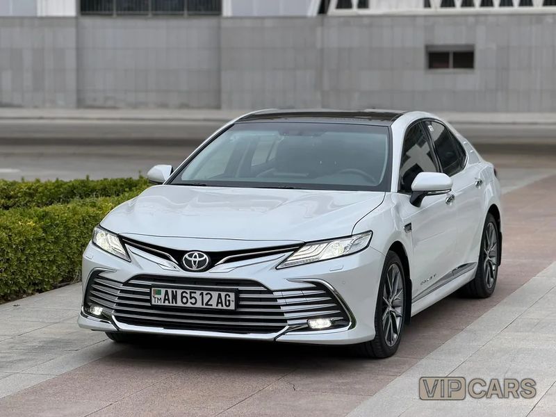 Toyota Camry, 2024