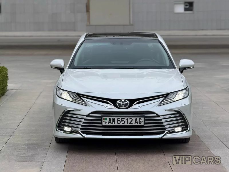 Toyota Camry, 2024
