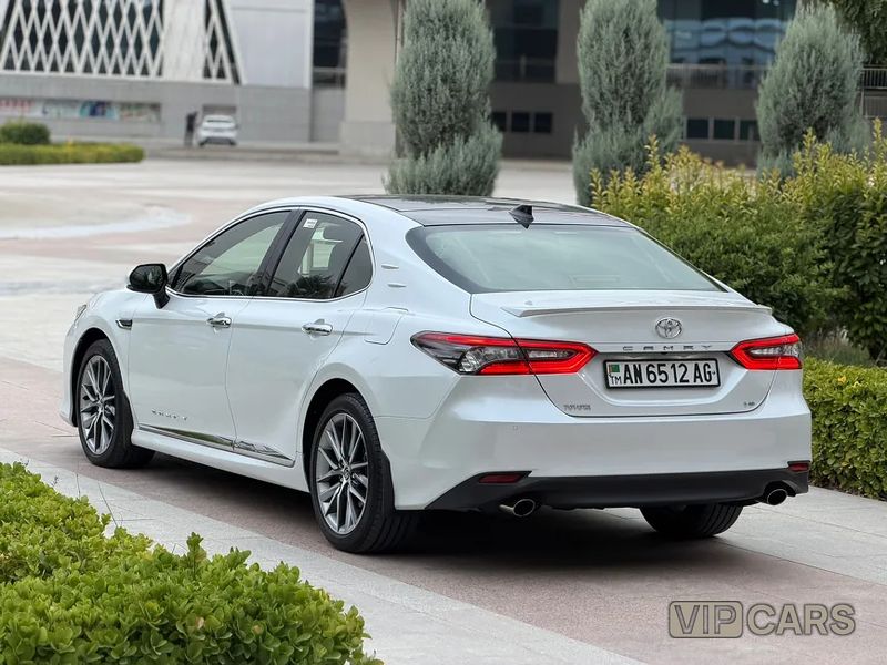 Toyota Camry, 2024
