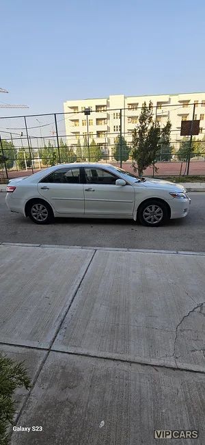 Toyota Camry, 2011