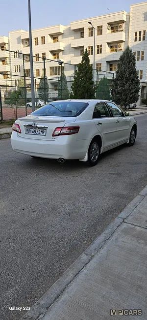 Toyota Camry, 2011