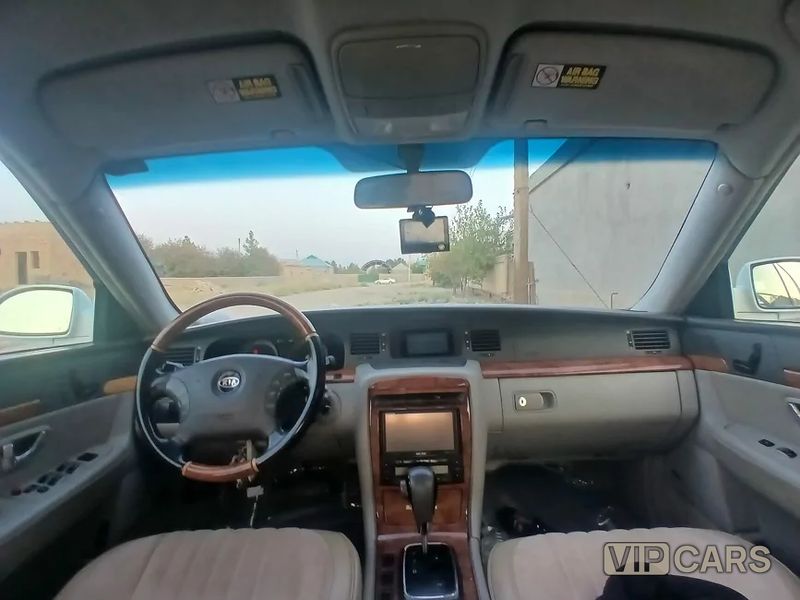 Kia Amanti, 2004