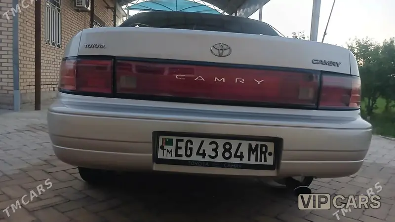 Toyota Camry, 1993 — фото 4