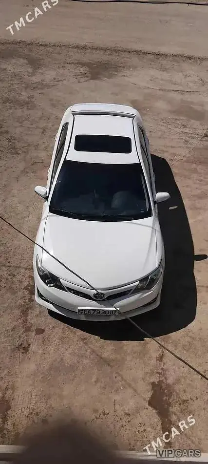 Toyota Camry, 2012 — фото 4