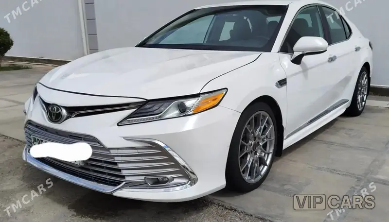Toyota Camry, 2021 — фото 1