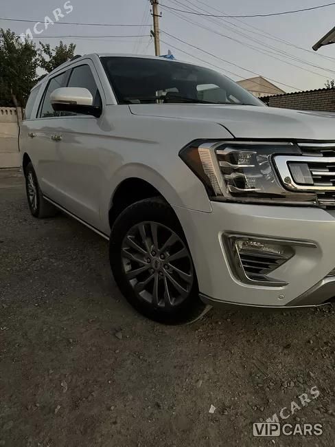 Ford Expedition, 2021