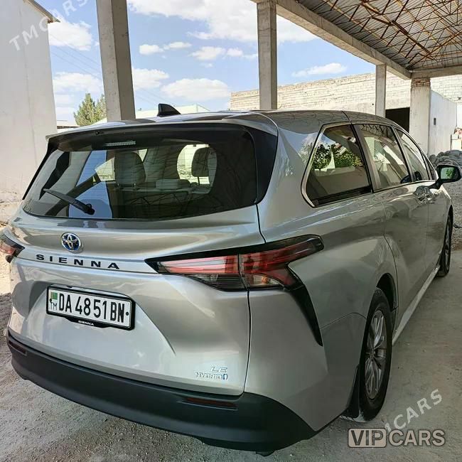 Toyota Sienna, 2021