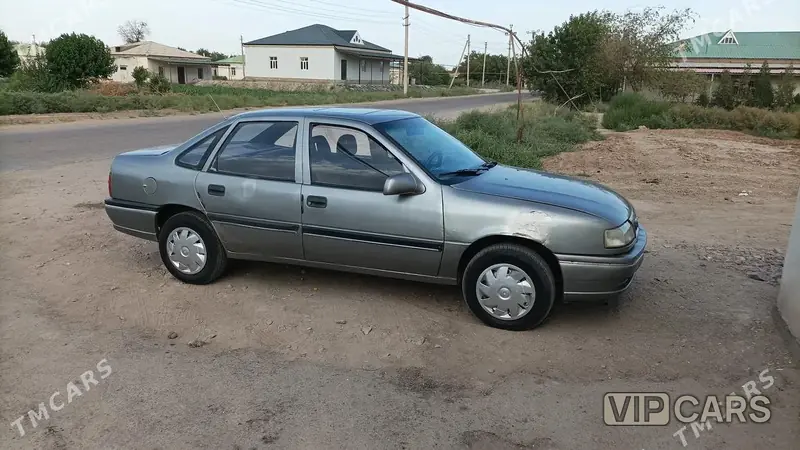 Opel Vectra, 1992 — фото 1